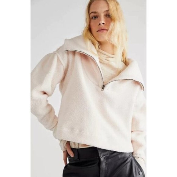 Free People Fleece Champagne Dreams Poppy sweater Cropped Pullover NWT Size S - Picture 1 of 7